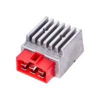 Regulátor / usměrňovač s blinkrem, červený konektor pro Derbi Senda, GPR, Aprilia RX, SX 50, Gilera RCR
